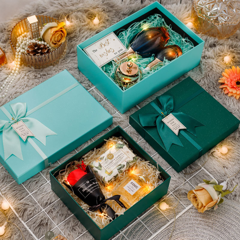 Rigid Cardboard Lid And Base Carton Gift Box For Packaging Cosmetic Perfume Garments Shoes